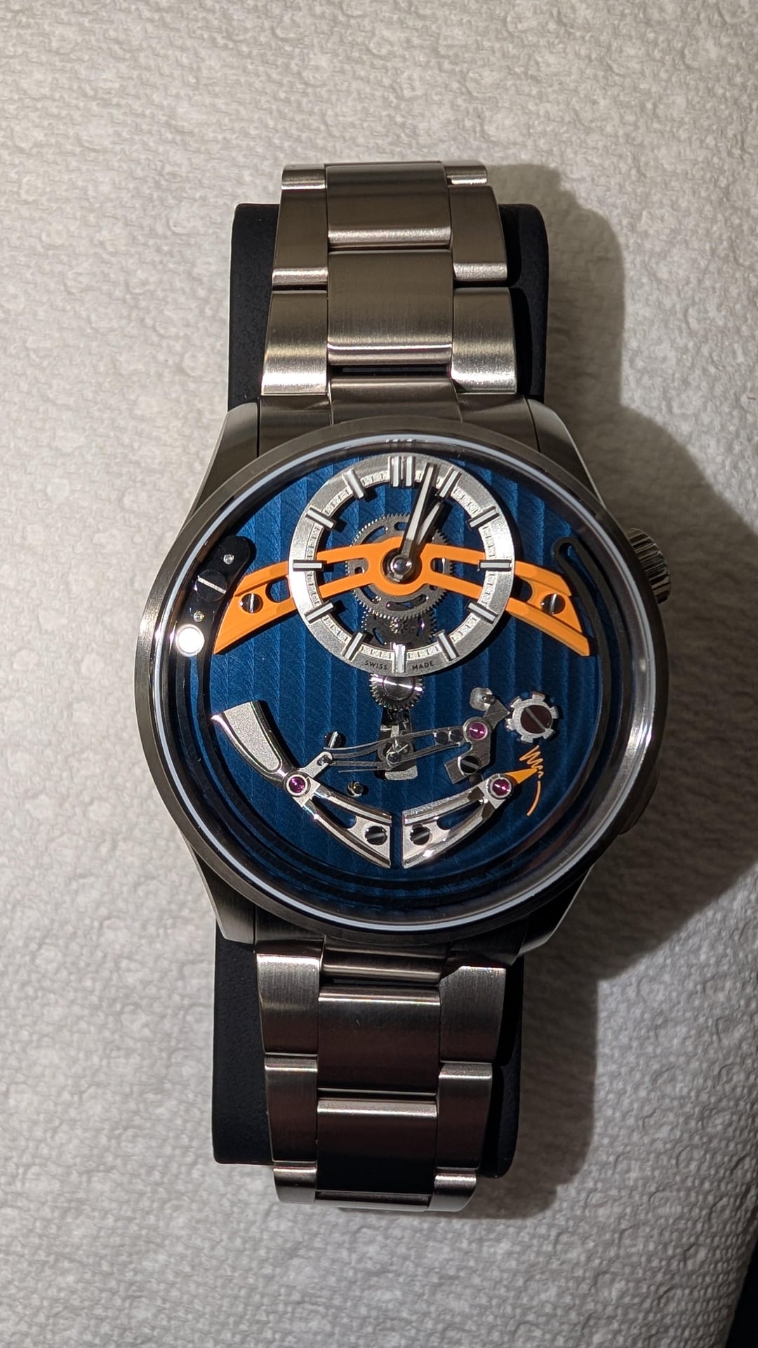 Christopher Ward C001